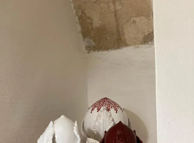 Dimora Castello * Бари